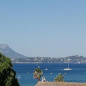 petit-saint-mandrier-sur-mer.fr-provencehotel.com/